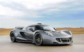 王一博赛车,头盔中泪洒,赛场,万博体育平台,万博体育官方网站,万博体育登录入口,万博体育app下载